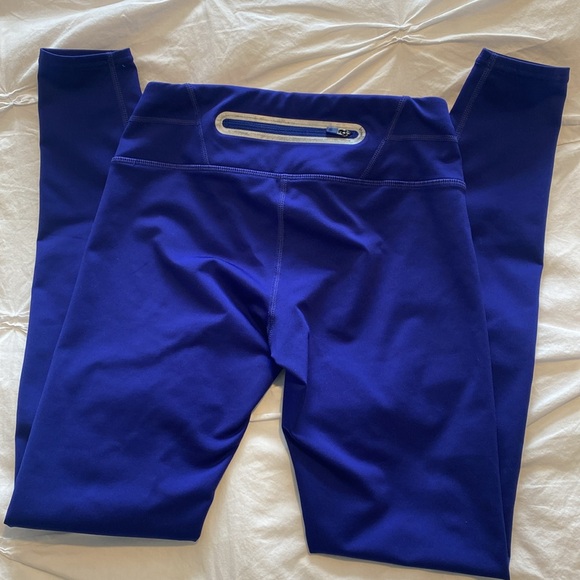Athleta “sonar tight” running pants, size XS, EUC - Picture 6 of 6